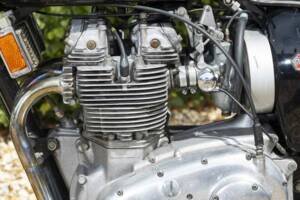 Image 28/39 of Triumph T 150 V Trident (1973)