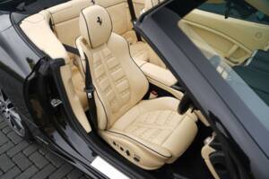 Imagen 13/50 de Ferrari California (2011)