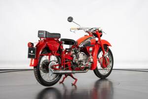 Immagine 6/50 di Moto Guzzi Astore (1952)