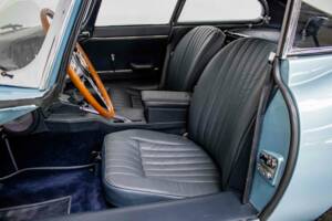 Bild 18/28 von Jaguar E-Type 4.2 (1965)