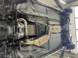 Image 33/36 of Mercedes-Benz 560 SL (1989)