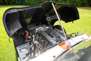 Image 20/50 de Jaguar E-Type &quot;Semi-Lightweight&quot; (1963)