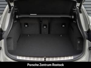 Bild 36/37 von Porsche Taycan 4S Sport Turismo (1900)