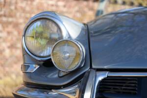 Image 49/50 of Citroën DS 21 Chapron (1963)