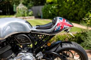 Bild 34/39 von Norton Dominator SS (2018)