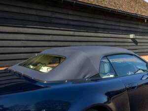 Imagen 25/50 de Aston Martin V8 Vantage Volante (2000)