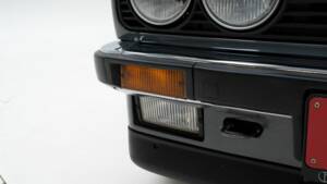 Afbeelding 14/15 van BMW 325i (1988)