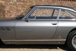Immagine 10/50 di Ferrari 330 GT 2+2 (1965)