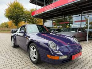 Bild 9/28 von Porsche 911 Carrera (1994)