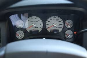 Image 65/82 of Dodge Ram SRT 10 (2005)