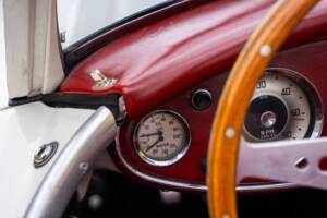 Image 18/72 de Austin-Healey 3000 Mk II (BJ7) (1962)