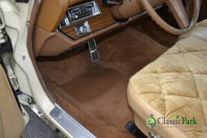 Immagine 32/50 di Buick Electra 225 Hardtop (1976)