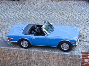 Image 23/51 of Triumph TR 6 (1975)