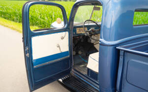 Immagine 41/83 di Ford V8 Model 46 Pick Up (1940)