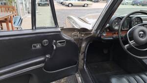 Bild 30/30 von Mercedes-Benz 280 SE 3,5 (1971)