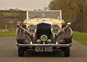 Image 2/50 of Bentley 4 1&#x2F;4 Litre (1938)