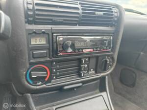 Bild 27/39 von BMW Z1 Roadster (1989)