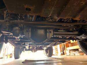 Image 5/21 of Mercedes-Benz 230 GE (SWB) (1988)