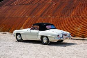 Image 8/33 de Mercedes-Benz 190 SL (1959)
