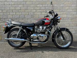 Image 1/39 of Triumph Bonneville T100 (2005)