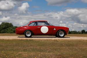 Image 5/50 de Alfa Romeo 1750 GT Veloce (1971)