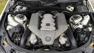 Bild 27/29 von Mercedes-Benz S 63 AMG (2007)