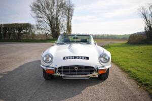Image 2/37 de Jaguar Type E V12 (1972)