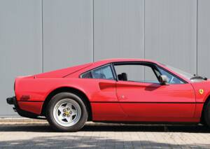 Image 7/61 of Ferrari 308 GTBi (1982)