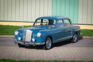 Bild 2/31 von Mercedes-Benz 220 a (1955)