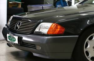 Image 11/36 of Mercedes-Benz 300 SL-24 (1993)