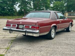 Bild 5/20 von Oldsmobile Delta 88 Royale (1978)