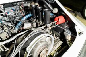 Image 31/46 de Porsche 911 RSR 3.0 (1976)