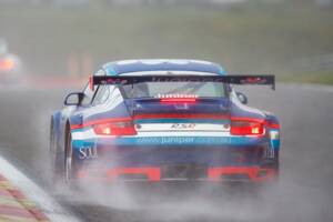 Image 9/45 of Porsche 911 GT3 RSR (2007)