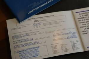 Bild 46/50 von Maserati Ghibli 2.0 (1995)