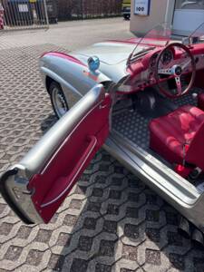 Afbeelding 29/62 van Mercedes-Benz 190 SL (1955)
