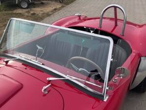 Image 4/5 of AC Cobra Mk IV (1987)
