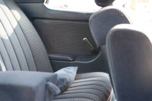 Bild 45/50 von Mercedes-Benz 280 C (1977)