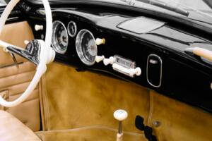 Image 30/50 of Volkswagen Karmann Ghia 1200 (1959)