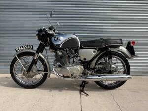 Afbeelding 2/36 van Honda CB 77 (1964)