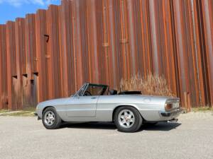 Immagine 80/88 di Alfa Romeo 1750 Spider Veloce (1971)