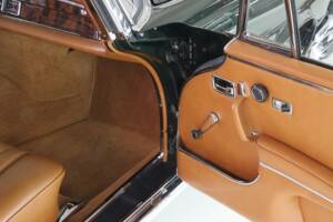 Image 22/99 of Mercedes-Benz 280 SE 3,5 (1971)
