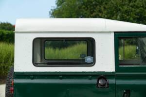 Bild 21/50 von Land Rover 88 Lightweight (1977)