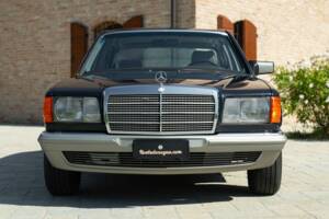 Image 3/50 of Mercedes-Benz 500 SEL (1985)