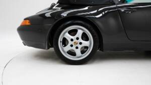 Afbeelding 15/15 van Porsche 911 Carrera (1995)