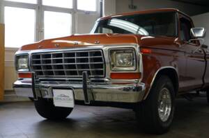 Bild 4/30 von Ford F-350 (1978)