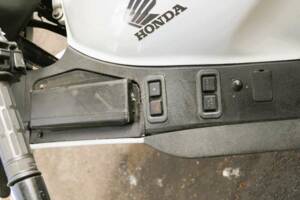 Immagine 6/21 di Honda ST 1100 Pan European (1998)