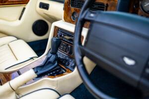 Image 35/50 of Aston Martin Virage Volante (1997)