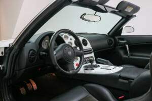 Afbeelding 5/17 van Dodge Viper SRT10 (2005)
