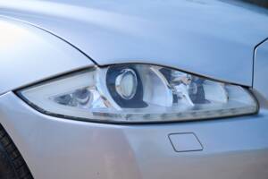 Bild 22/50 von Jaguar XJ 5.0 (2012)