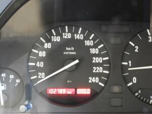 Bild 5/10 von BMW 520i (1994)